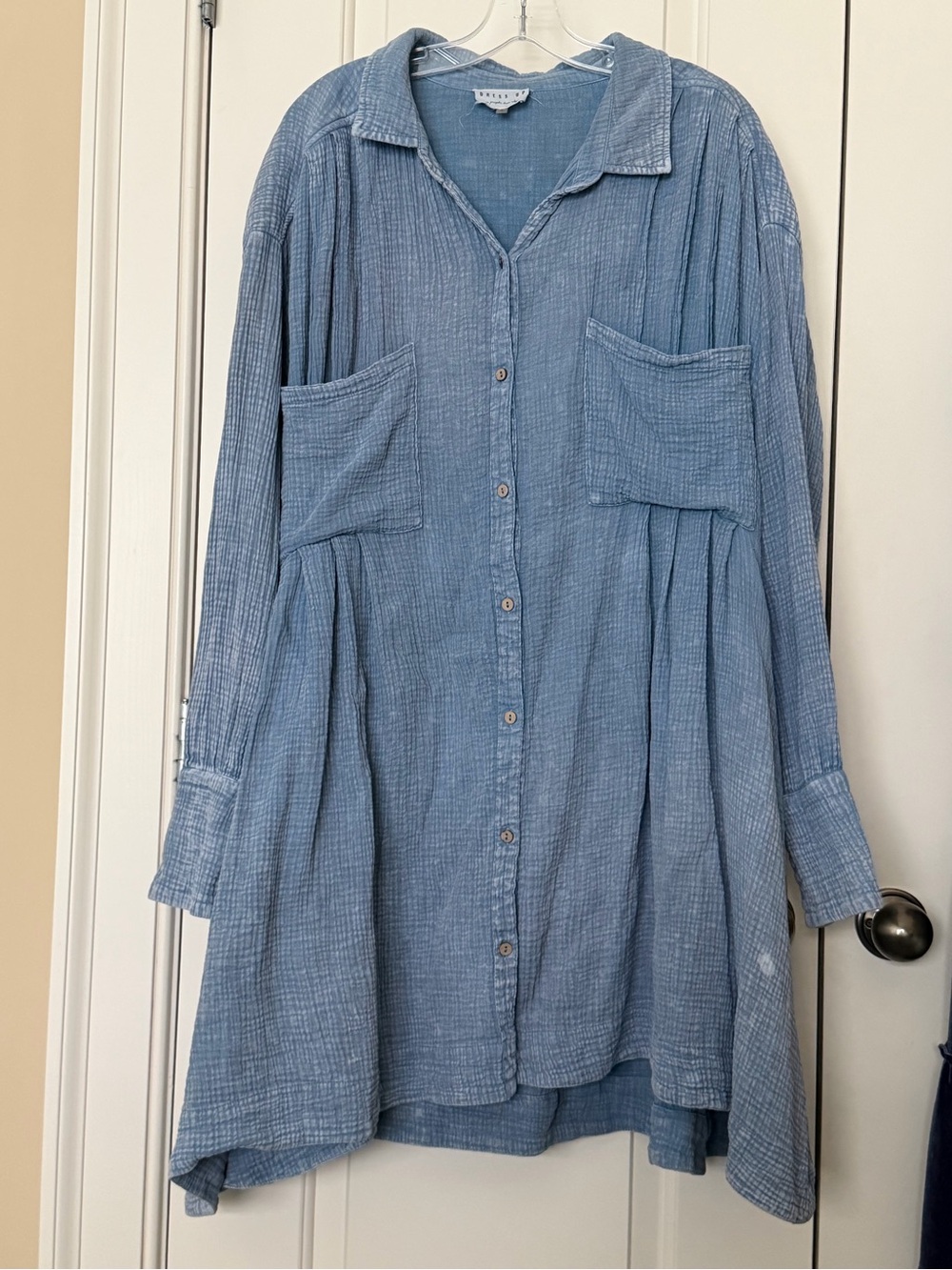 Relaxed Button-Front Tunic in Light Blue